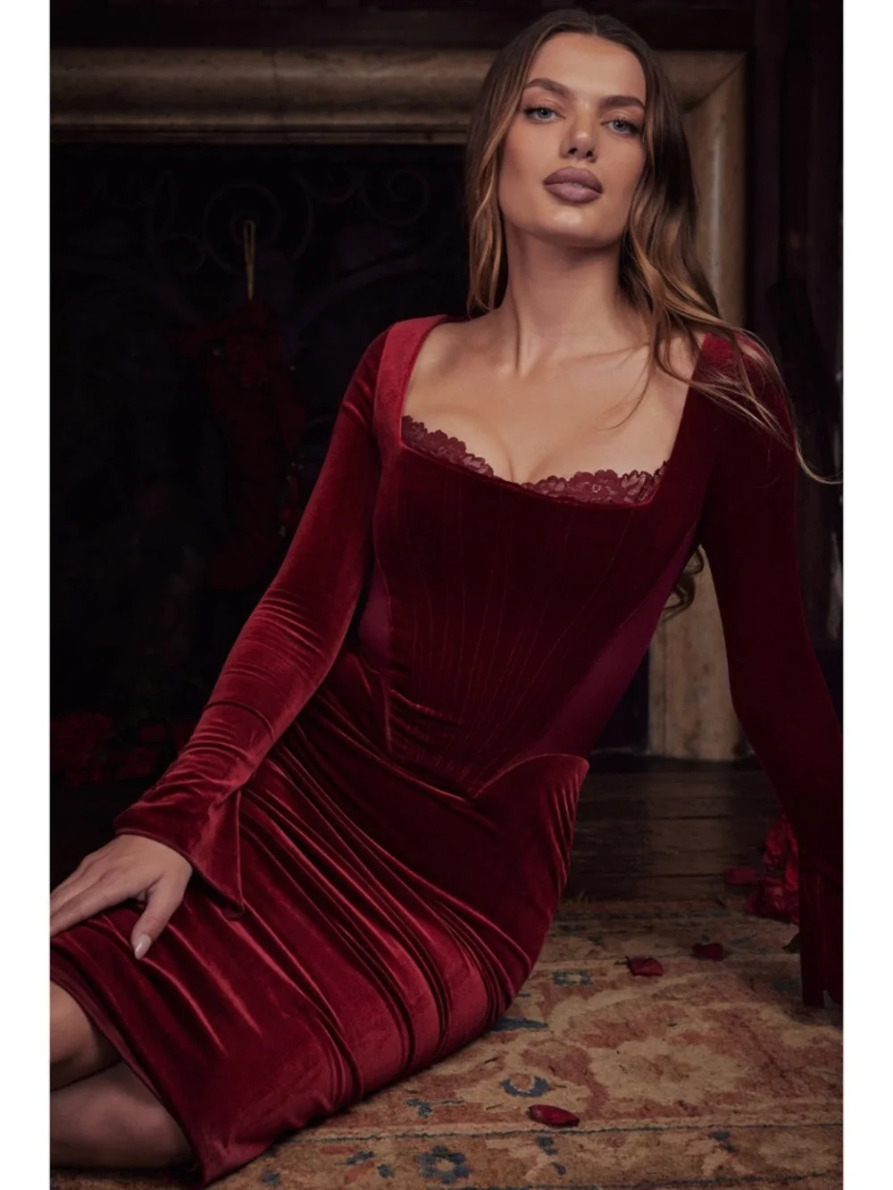NEW House of CB Solaine Velvet Dress Wine Large